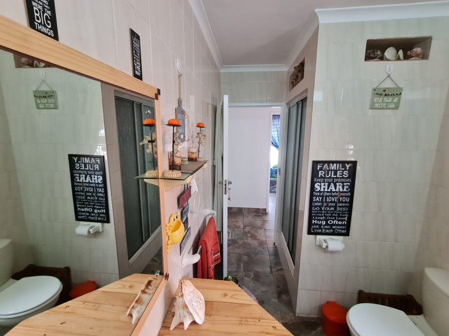 4 Bedroom Property for Sale in Ferreira Town Eastern Cape